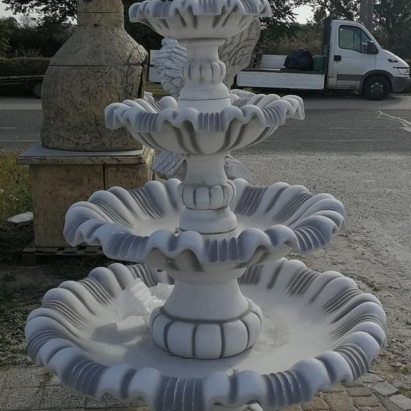 751